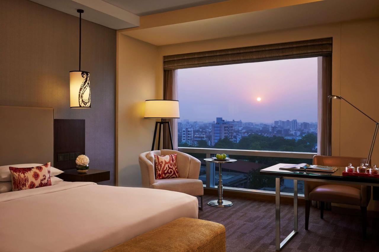 Hotel Hyatt Regency Ahmedabad Exterior foto
